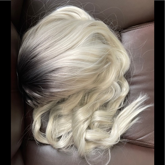 shadow root platinum wig icy white silver 30 inch middle parting grey wig NWT - Picture 11 of 16